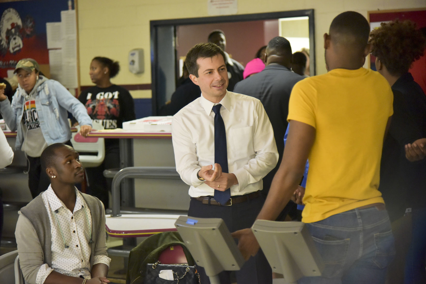 Mayor Pete tours S.C. State